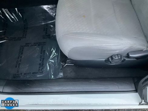 Used 2022 Toyota Tacoma SR image 17