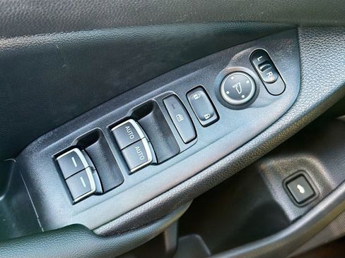 Used 2022 Honda Accord Sport image 19