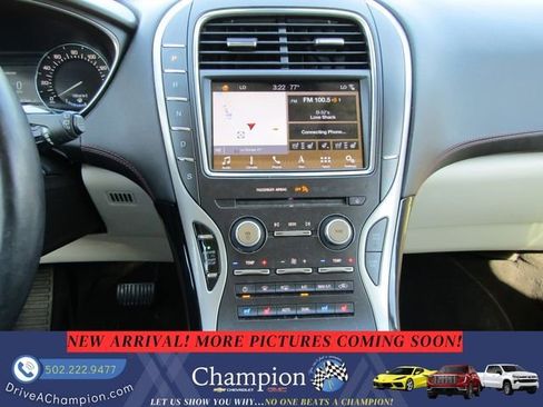 Used 2017 Lincoln MKX Black Label w/ Lincoln MKX Climate Package image 17