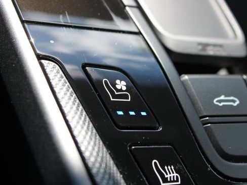 Used 2025 Porsche 911 Carrera S RWD image 15