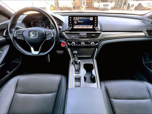 Used 2019 Honda Accord Sport image 16