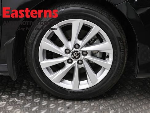 Used 2024 Toyota Camry LE image 31