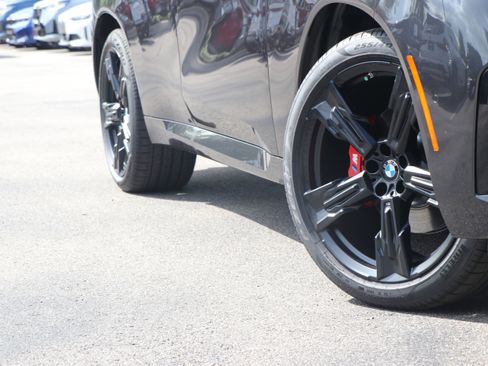 Certified 2025 BMW X3 xDrive30i w/ Premium Package image 3