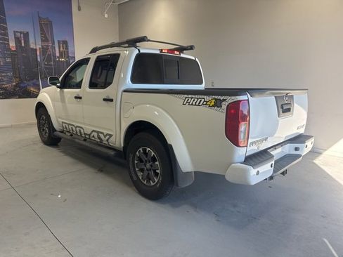 Used 2021 Nissan Frontier PRO-4X w/ Pro-4x Utility Package image 8