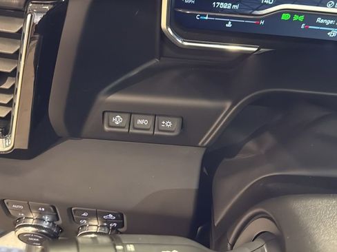 Used 2025 GMC Sierra 1500 Denali Ultimate image 25