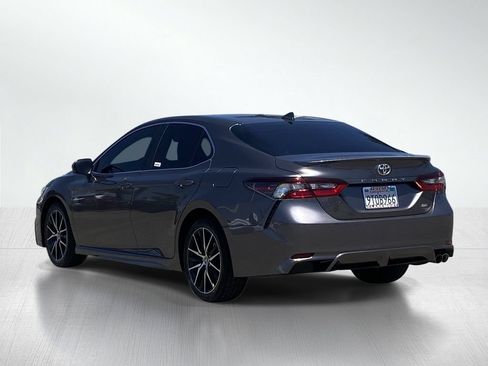 Certified 2024 Toyota Camry SE FWD image 4