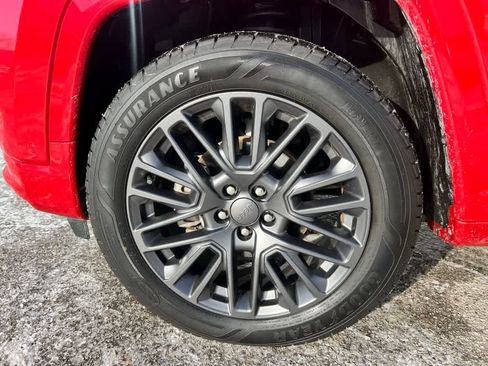 Used 2022 Jeep Compass Limited w/ (RED) Package image 10