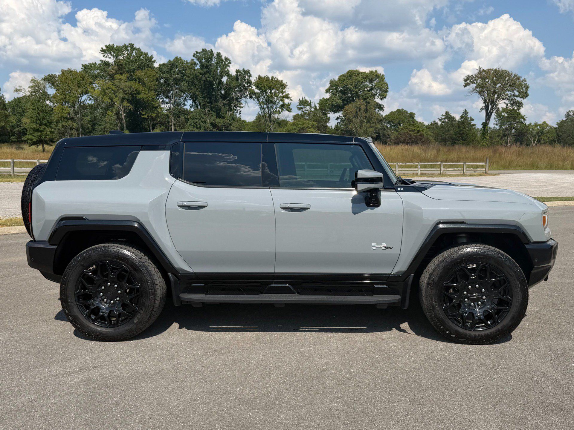 Used 2024 GMC Hummer EV 2X AWD/4WD image 7