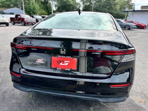 Used 2024 Honda Accord EX image 4