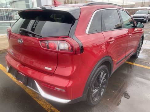 Used 2019 Kia Niro S Touring image 14