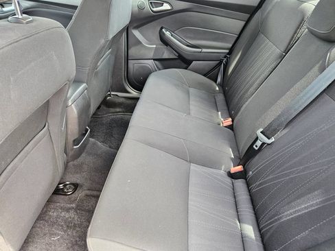 Used 2017 Ford Focus SEL w/ Cold Weather Package FWD image 36