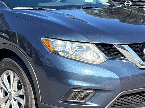 Used 2015 Nissan Rogue SV w/ SV Premium Package image 21