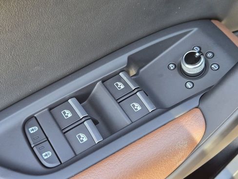 Certified 2023 Audi Q5 2.0T Premium w/ Convenience Package image 28