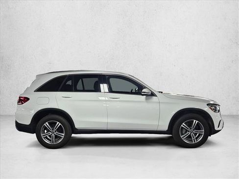 Used 2020 Mercedes-Benz GLC 300 image 4