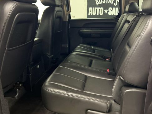 Used 2012 GMC Sierra 2500 SLE w/ SLE Preferred Package AWD/4WD image 10