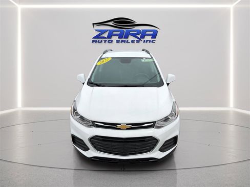 Used 2022 Chevrolet Trax LT w/ LT Convenience Package AWD/4WD image 10