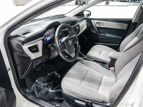 Used 2015 Toyota Corolla LE FWD image 17