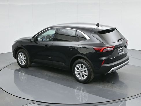 Used 2023 Ford Escape Active AWD/4WD image 41