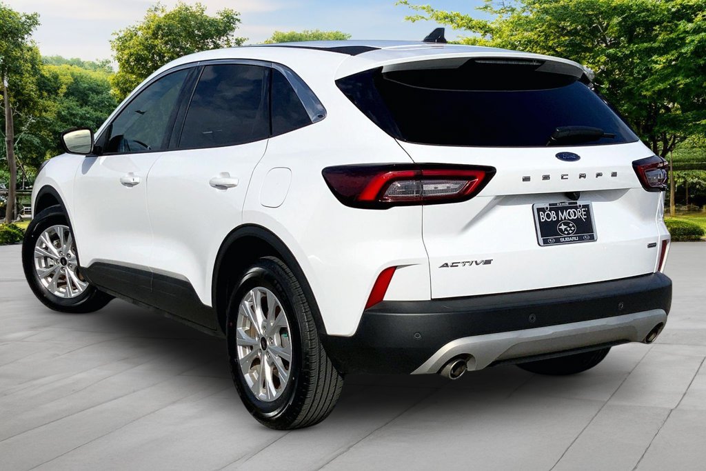 Used 2023 Ford Escape Active w/ Tech Pack #1 FWD image 4