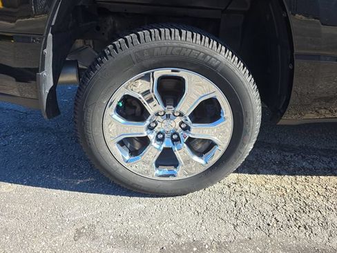 Used 2023 RAM 1500 Big Horn AWD/4WD image 19