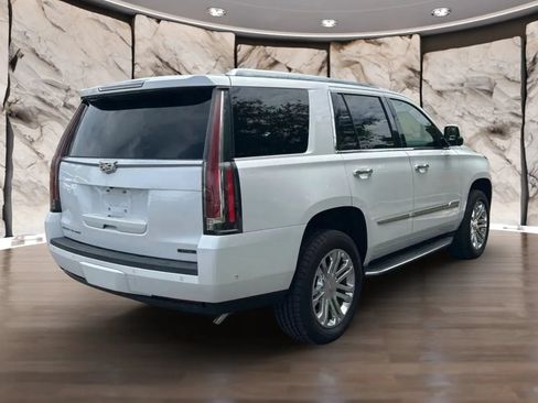 Used 2018 Cadillac Escalade 2WD image 6