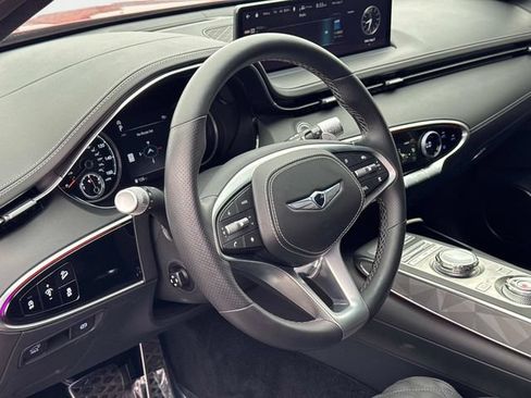 Used 2025 Genesis GV70 3.5T Sport w/ Sport Advanced Package AWD/4WD image 20