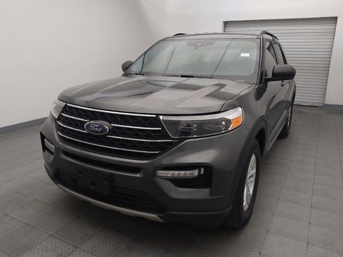 Used 2020 Ford Explorer XLT w/ Equipment Group 202A image 15