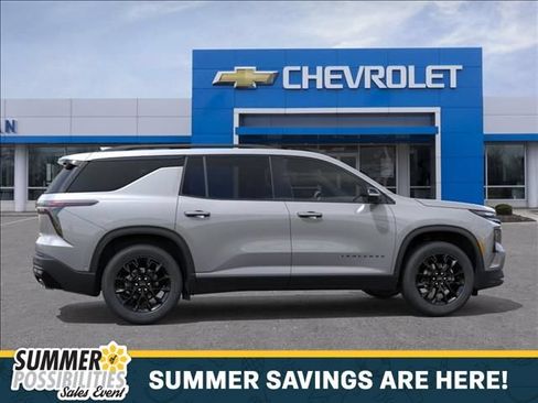 New 2026 Chevrolet Traverse LT w/ Midnight/Sport Edition AWD/4WD image 5