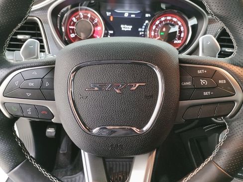 Used 2017 Dodge Challenger SRT Hellcat image 14