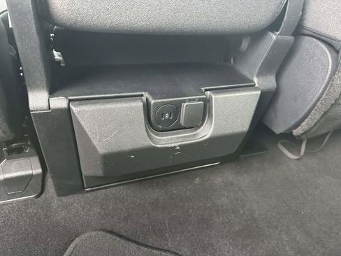 Used 2025 Ford F150 XLT w/ Equipment Group 301A Standard image 10