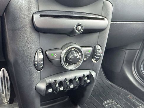 Used 2011 MINI Cooper S FWD image 18
