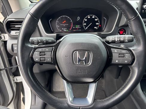 Used 2023 Honda Pilot EX-L image 9