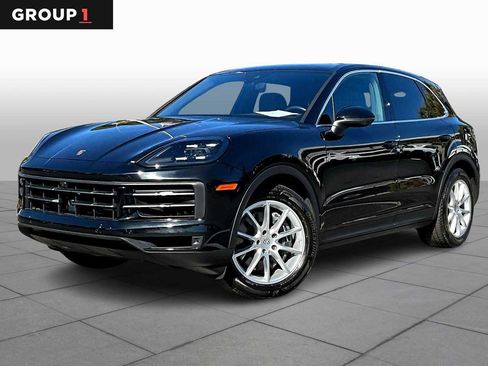 Used 2024 Porsche Cayenne image 1