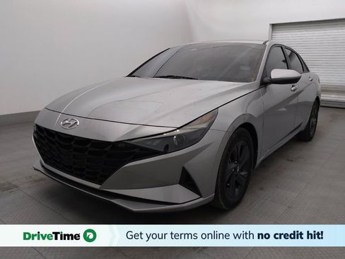 Used 2022 Hyundai Elantra SEL w/ Cargo Package FWD image 1