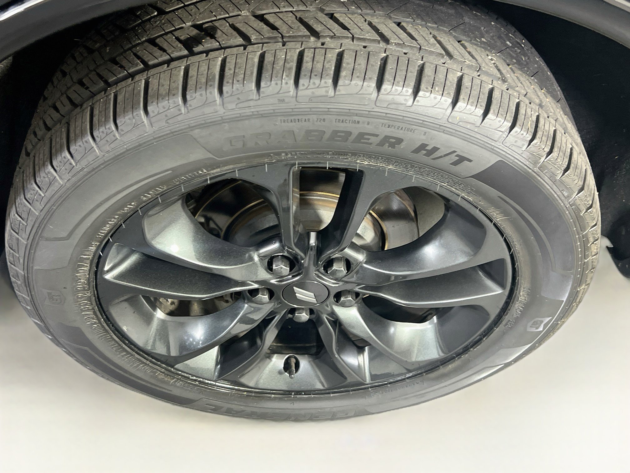 Used 2023 Dodge Durango GT AWD/4WD image 32