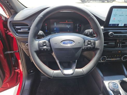 Used 2025 Ford Escape ST-Line AWD/4WD image 18