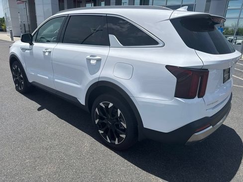 Used 2026 Kia Sorento EX AWD/4WD image 3