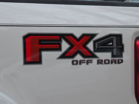 Used 2018 Ford F250 Lariat w/ Lariat Ultimate Package AWD/4WD image 41