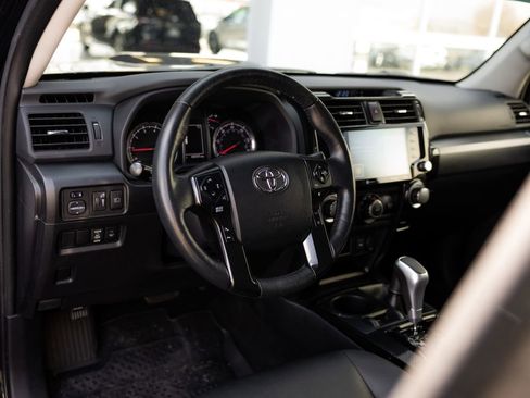 Used 2024 Toyota 4Runner TRD Off-Road Premium AWD/4WD image 13