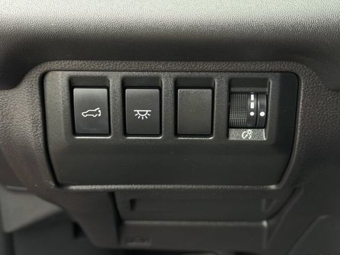 Used 2023 Subaru Ascent Limited AWD/4WD image 23