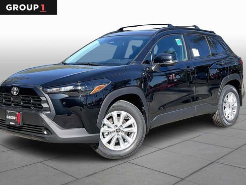 New 2026 Toyota Corolla Cross LE image 1