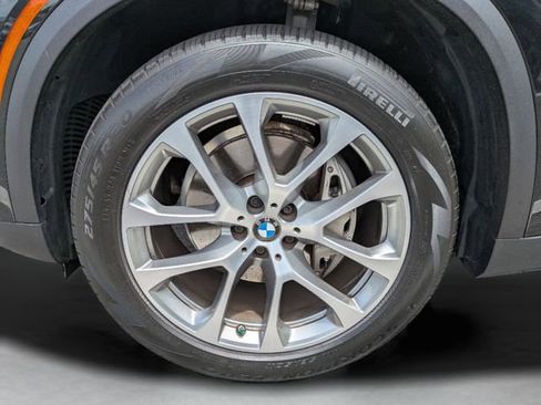 Used 2024 BMW X5 sDrive40i w/ Premium Package RWD image 9