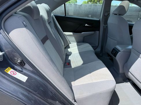 Used 2013 Toyota Camry XLE image 20