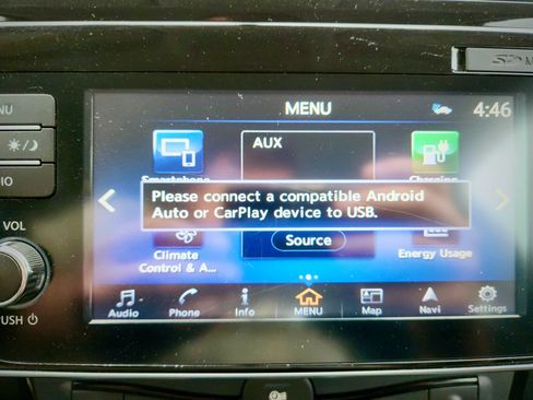 Used 2018 Nissan Leaf SV image 41