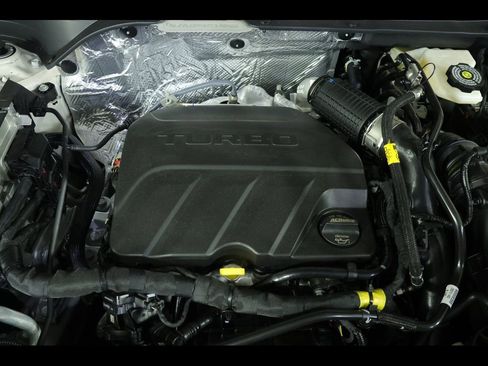 New 2026 Chevrolet Trax RS FWD image 17