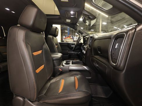 Used 2019 GMC Sierra 1500 AT4 w/ AT4 Premium Package image 29