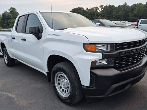 Used 2019 Chevrolet Silverado 1500 W/T w/ WT Convenience Package RWD image 2