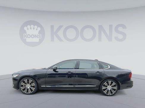 Used 2023 Volvo S90 B6 Ultimate image 2