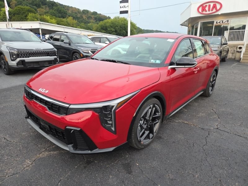 New 2026 Kia K4 GT-Line FWD image 3