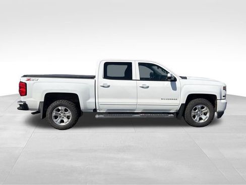 Used 2018 Chevrolet Silverado 1500 LT w/ All Star Edition AWD/4WD image 7